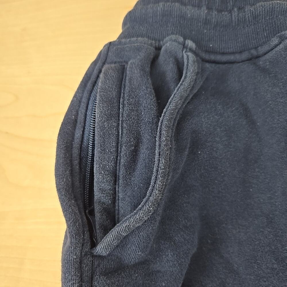 Staple Pigeon Men's Sweat Short Navy Blue/Red Fleece Striped Logo Size L - Picture 7 of 12